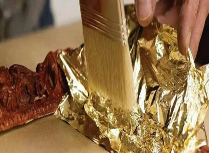 Klasika vitrina za dnevno sobo