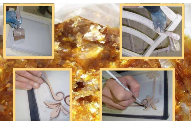 Luxusné sklenené vitríny, hnedé vitríny, klasický taliansky nábytok