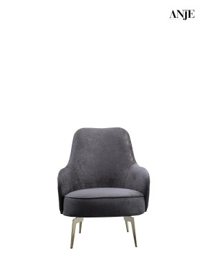 Moderná trojmiestna sedacia súprava a stolička