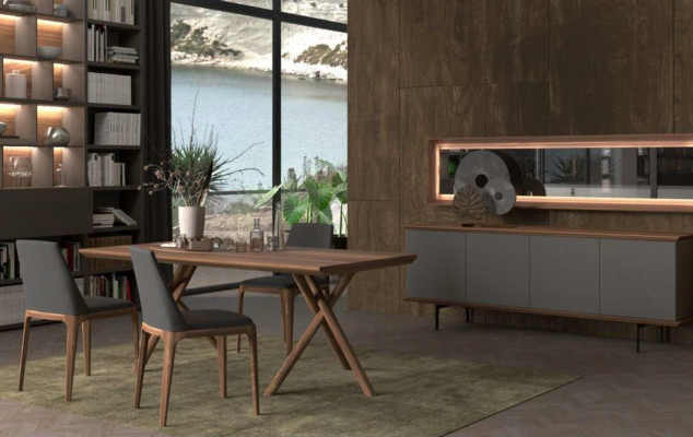 Luxusná mobilná výstavná skriňa