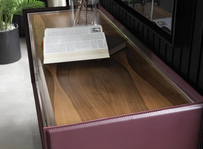 Loft kompletná súprava do spálne s posteľou, skriňou, nočným stolíkom a komodou s 5 zásuvkami