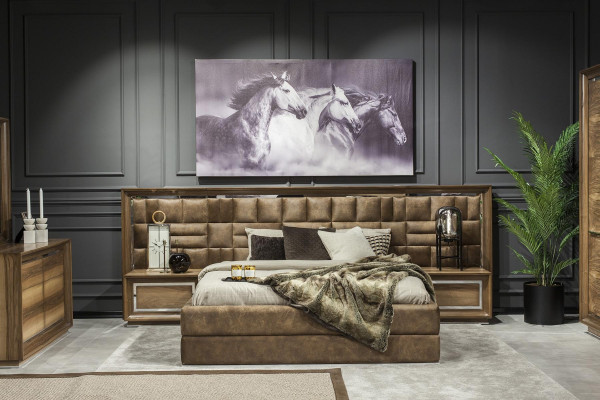 Kompletný hotelový nábytok v hnedej farbe so 4 dielmi