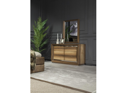 Moderná skriňa na uskladnenie + zrkadlo na luxusné uskladnenie