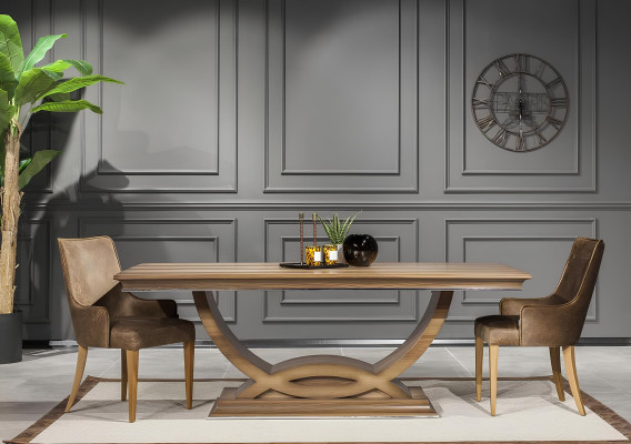 Súprava s 9 dielmi, vrátane stola, stoličiek, komody a zrkadla