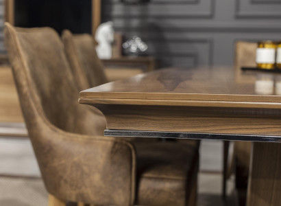 Súprava s 9 dielmi, vrátane stola, stoličiek, komody a zrkadla