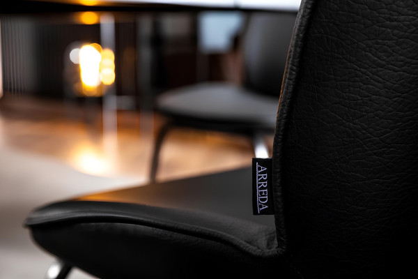 Loftový stôl so 4 stoličkami