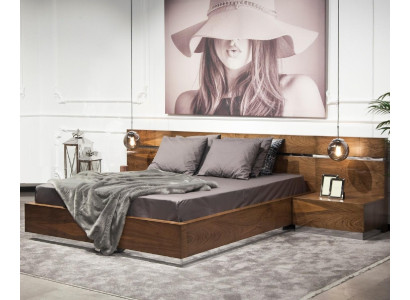 Kompletný nábytok do spálne s posteľou, nočným stolíkom a komodou, hotelová kvalita, 5 kusov.