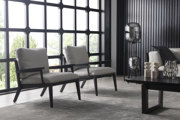 Luxusný stôl s čiernou štruktúrou