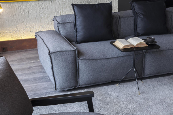 Mäkká pohovka dĺžky 300 cm