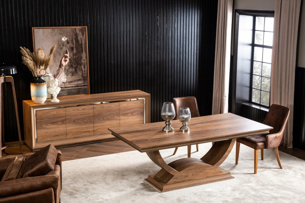 Súprava nábytku do jedálne so stolom a stoličkami