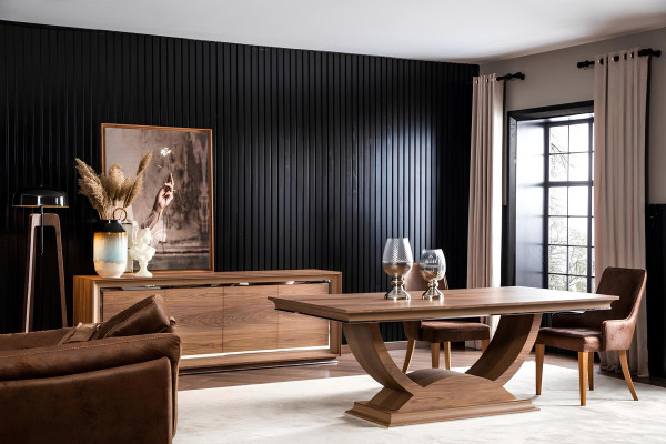 Súprava nábytku do jedálne so stolom a stoličkami