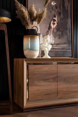 Súprava nábytku do jedálne so stolom a stoličkami