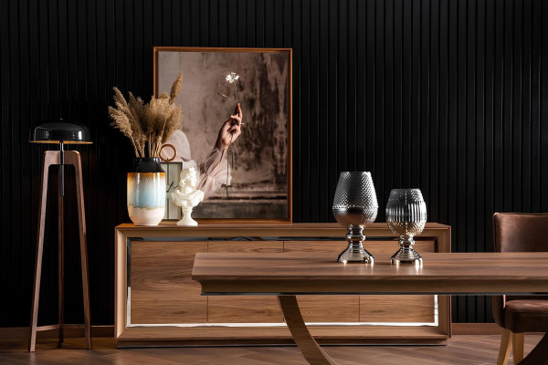 Hnedá skriňa 218 cm