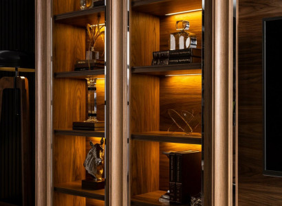 Luxusná stena do obývačky s krbom a konferenčným stolíkom