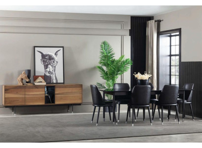 Sada moderného kuchynského nábytku s modernými a pohodlnými stoličkami