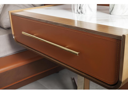 Luxusná posteľ s čelom, nočným stolíkom a 4 nočnými stolíkmi