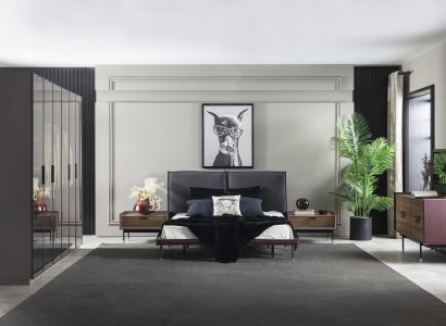 Ideálny komplet na vybavenie spálne, vrátane skrine, nočného stolíka a postele v 4 častiach.