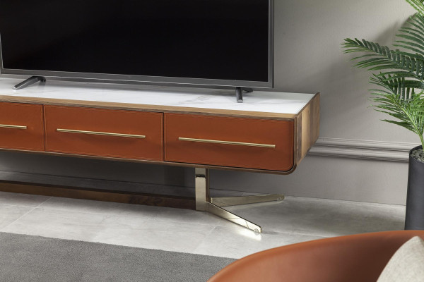 Viacúčelová polica z oranžovej ocele