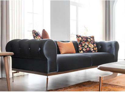 Chesterfield pohovka s 3 sedadlami v modrej látke