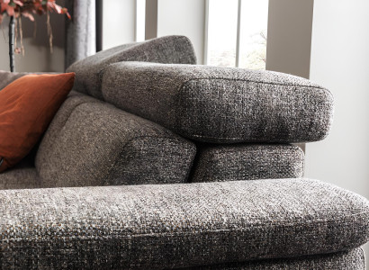 Moderná sivá kožená stolička