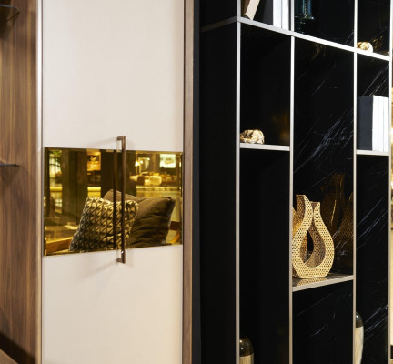 Moderná a luxusná skriňa