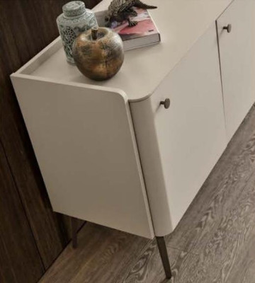 Biely dizajn jedálenského stola so 6 čalúnenými stoličkami a bufetom