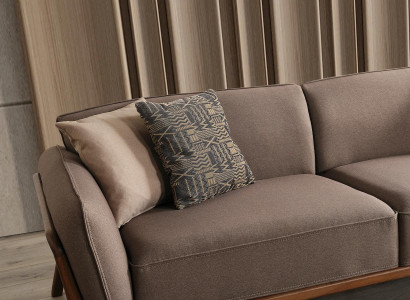 Elegantný 3-sedačkový hnedý gauč do obývacej izby