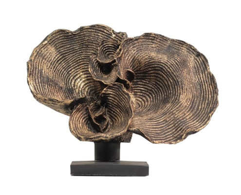 Dekoratívna socha v koralovom dizajne