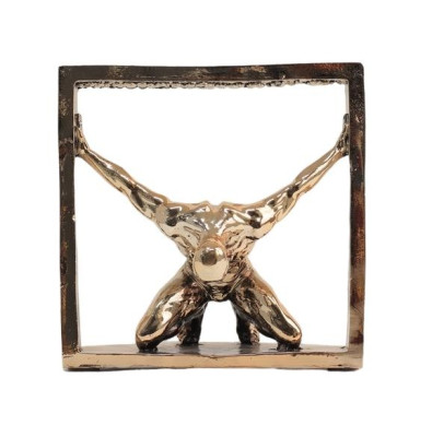 Moderná figura muža v sochárskom ráme pre obývaciu izbu