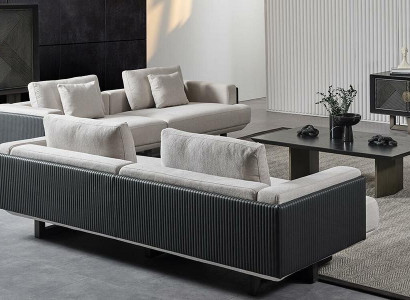 Nábytkový set v hnedej tkanine so stolom a lavicami