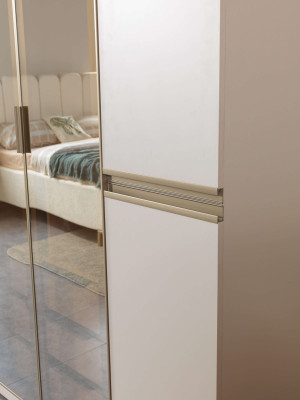 Moderná rohová skriňa s veľkým vzorom