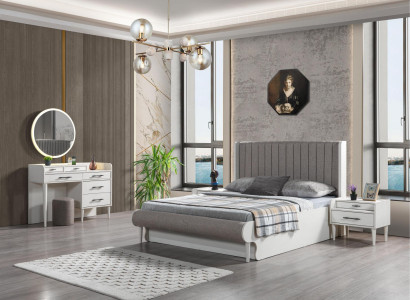 Kompletná posteľ s 5 kusmi do spálne. Posteľ, nočný stolík, skriňa