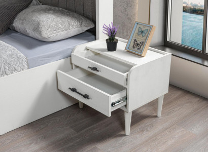 Elegantná moderná nočná skrinka