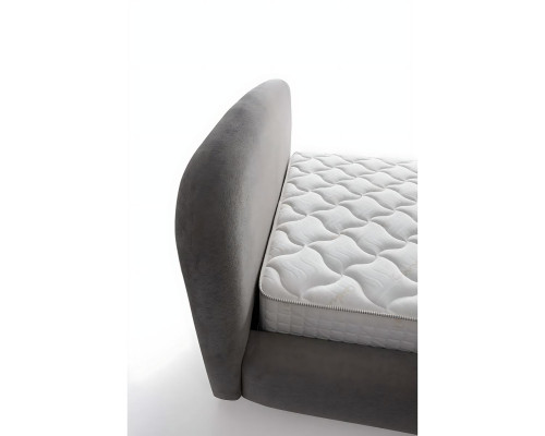 Elegantná posteľ z látky a dreva s matracom