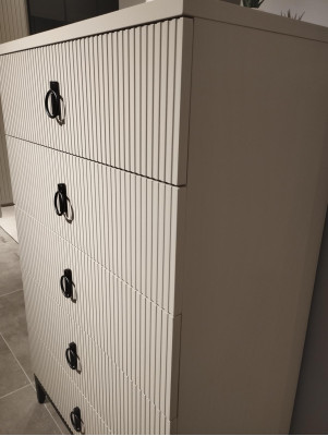 Elegante Kommode Perfekte Ergänzung für Ihr Schlafzimmer Interieur Neu