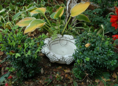 Vogel Tränke Skulptur Design Figur Statue Garten Figuren Statuen Schale