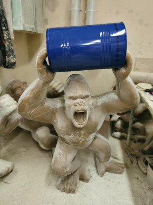 Designer Figur Statue Moderne Figuren Statuen Dekoration Deko Gorilla Garten Neu