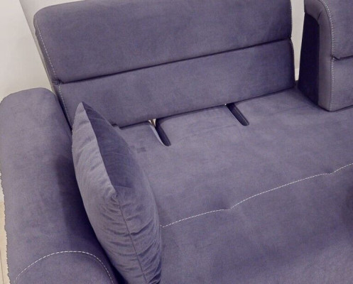 Exklusiver Blauer 3-Sitzer Wohnzimmer Designer Couch Luxus Sitzmöbel