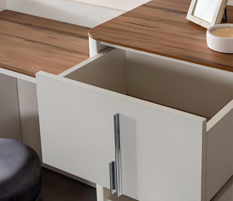 Modern Schlafzimmer Set Bett 2x Nachttische Schminktisch mit Spiegel Schrank Neu