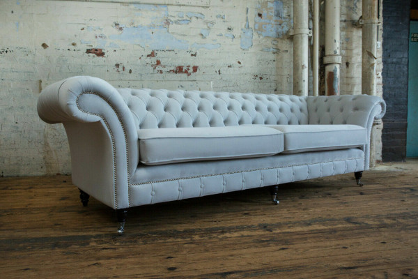 Grauer Chesterfield 4 Sitzer Polster Couch Modern Stil Samt Textil Stoff Sofa 