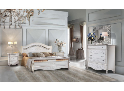Luxus Schlafzimmer Set 4tlg. Bett + 2x Nachttisch +Kommode Moderne Design Betten Massivholz