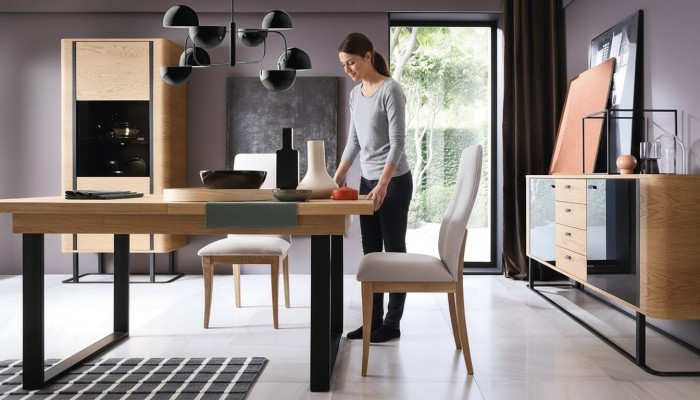 Hochwertes Wohnzimmer Möbel Set Vitrine + Esstisch + Sideboard Kommode
