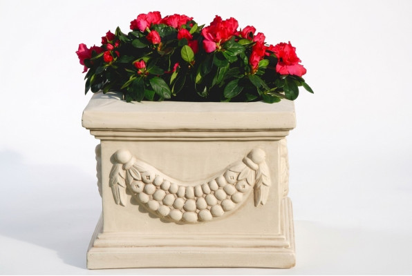 Blumenkorb Blumenkasten Blumen Gefäss Terrasse Dekoration Statue Figuren Garten