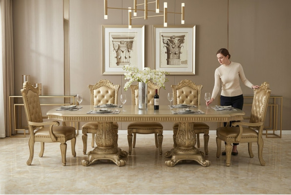 Komplette Beige Esszimmerambiente Designer Esstisch mit Stühlen