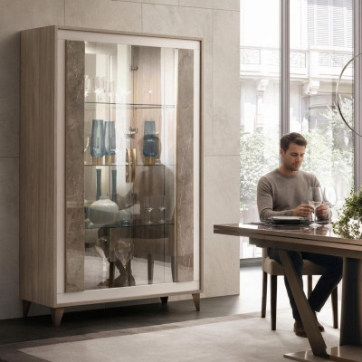 Anrichte Luxus Schaufenster Vitrine Glas Schrank Modern Stil Italienische Möbel