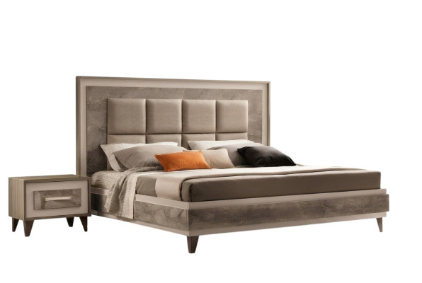 Schlafzimmer 3 tlg. Set Bett 2x Nachttisch Konsole Betten Hotel arredoclassic