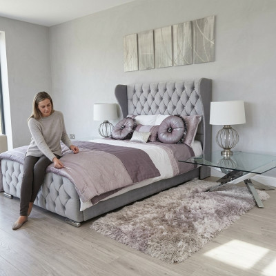 Chesterfield Design Bett Textil Samt Polster Leder Hotel Betten Schlafzimmer Neu