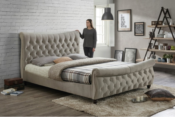 Chesterfield Textil Polster Bett Designer Betten Beige Hotel Doppel Schlafzimmer