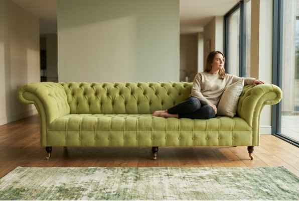 Klassische Chesterfield Sofa 4 Sitzer Sofas Couchen Leder Grün Design Polster