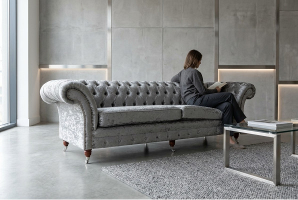 Chesterfield Grauer Poslter Viersitzer Designer 4-Sitzer Couch